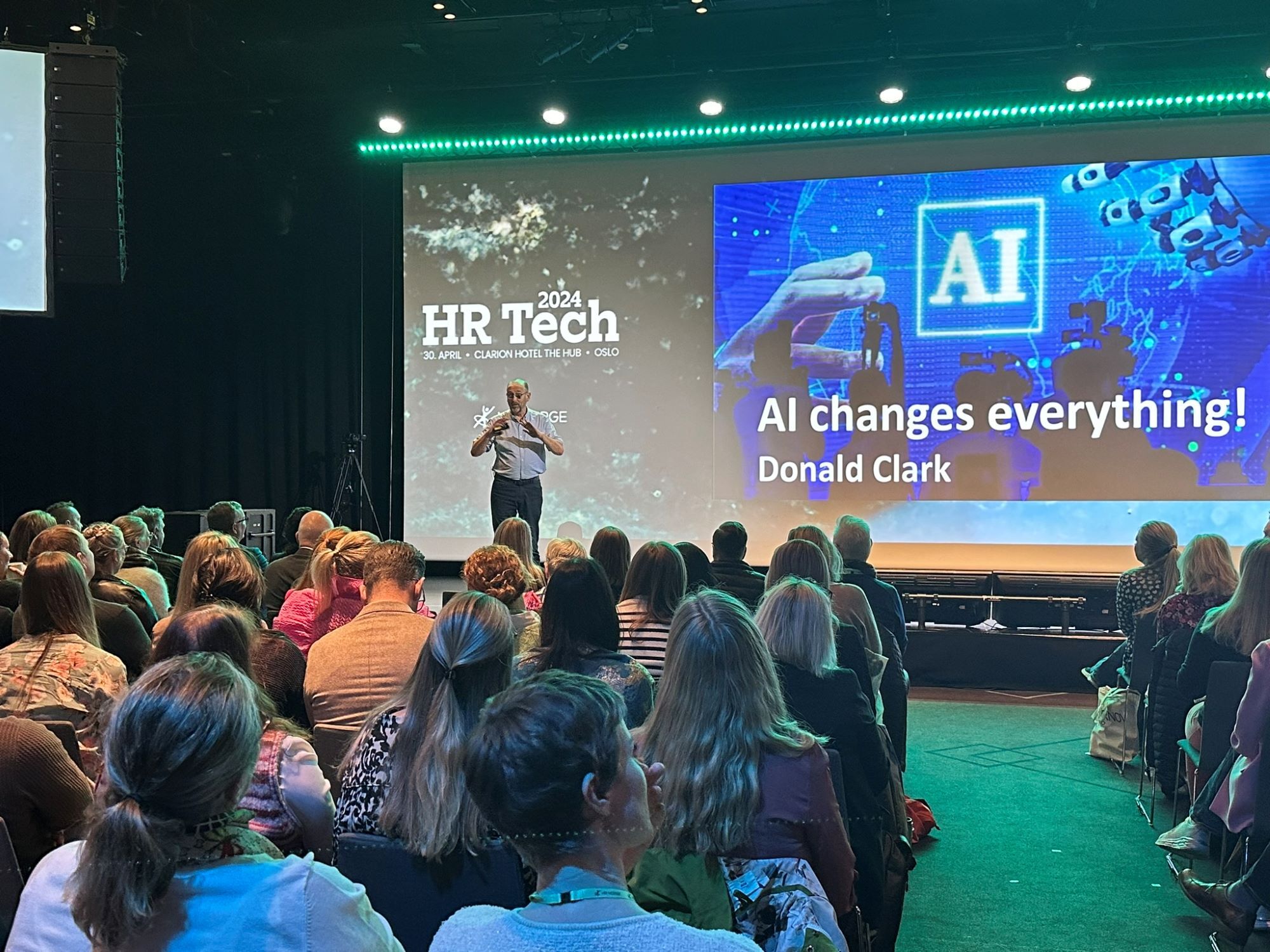 HR Tech 2024 Donald Clark på scenen